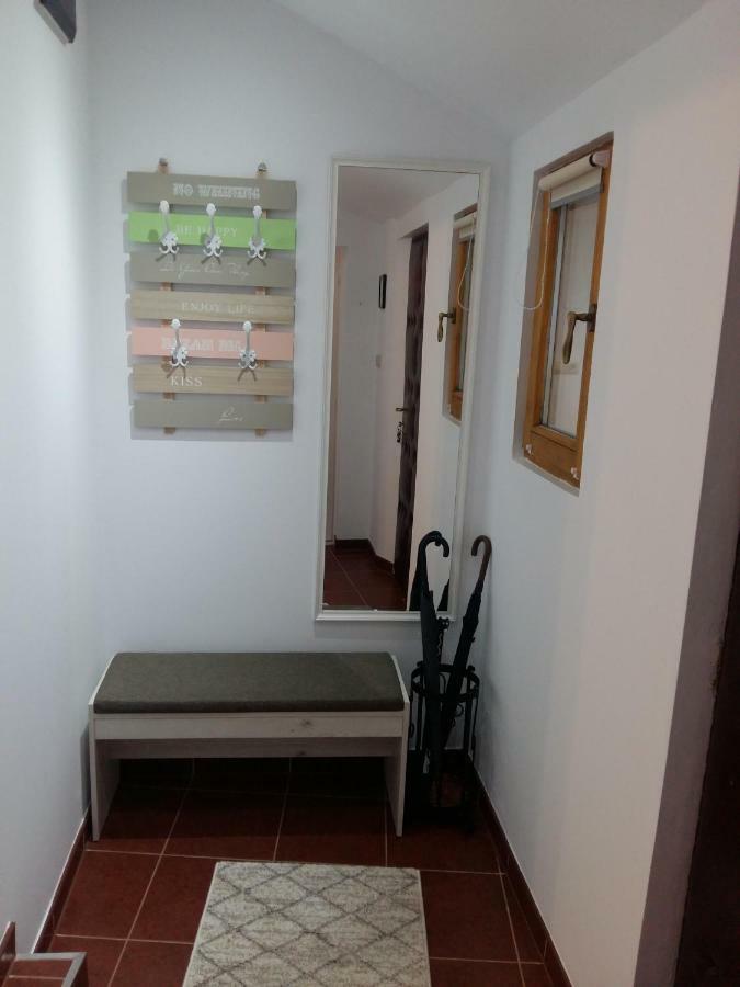 House Podul Minciunilor